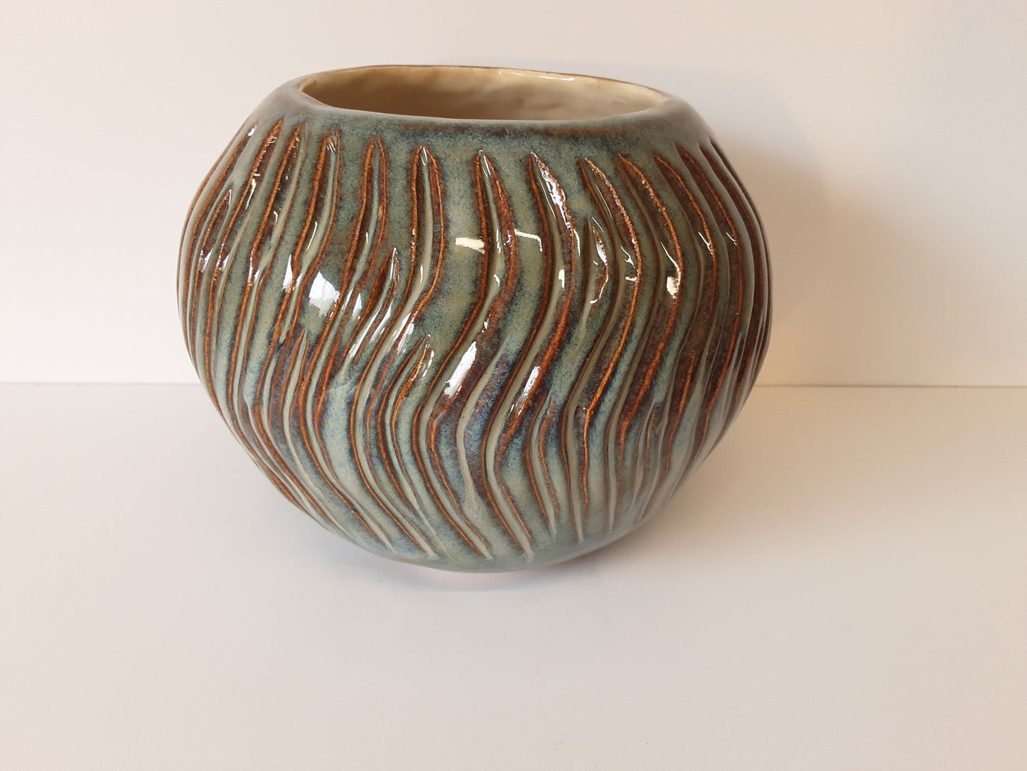 Ceramic vase