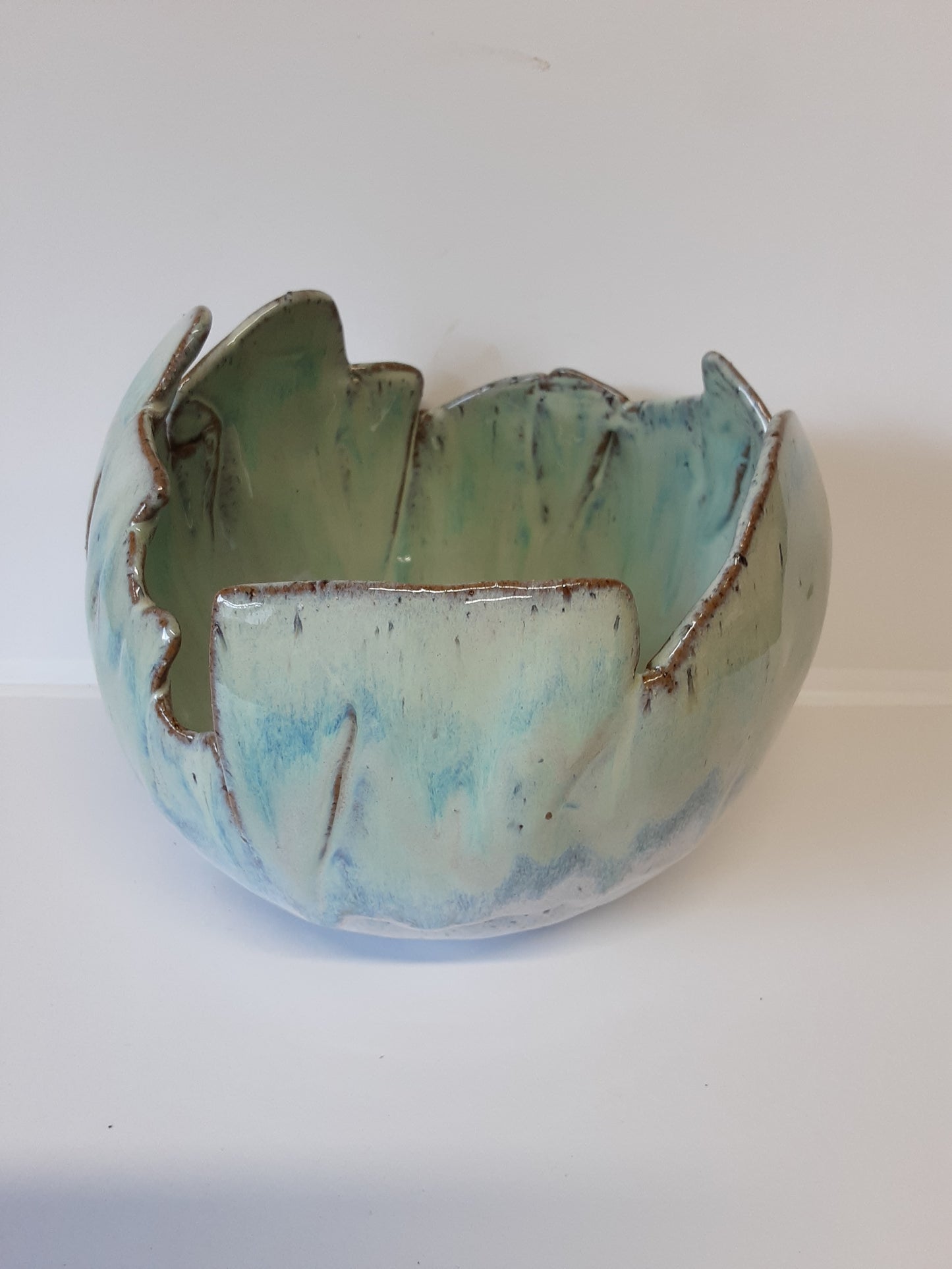 Ceramic bowl